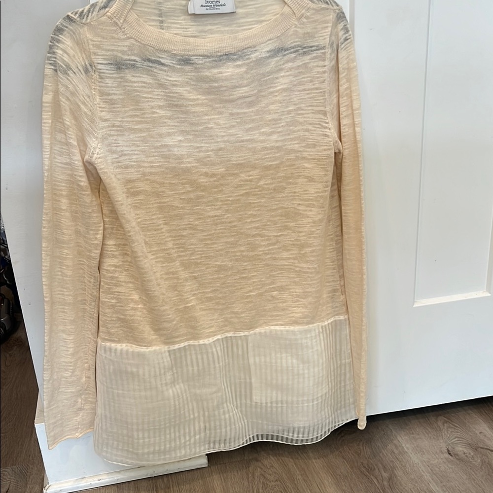 Ivories No Season Wardrobe Cream Blouse with Long Sleeves and Airy Style